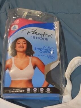 Playtex 18 Hour Active Breathable Comfort Bra in White Size 44c